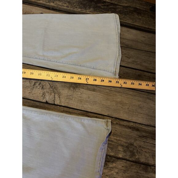 Vibrant MIU Flared Light Blue Denim Flare Bell Bottom Jeans Womens Size 9 / W28 - Picture 6 of 9